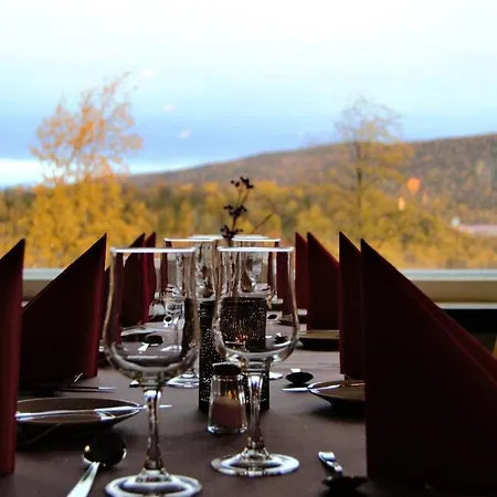 Hotel Utsjoki ホテル ウツヨキ