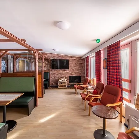 ホテル Hotel Utsjoki 2*