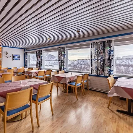 Hotel Utsjoki ウツヨキ