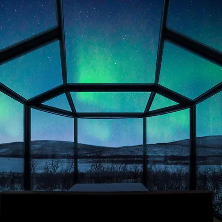 Hotel Utsjoki ホテル 2*